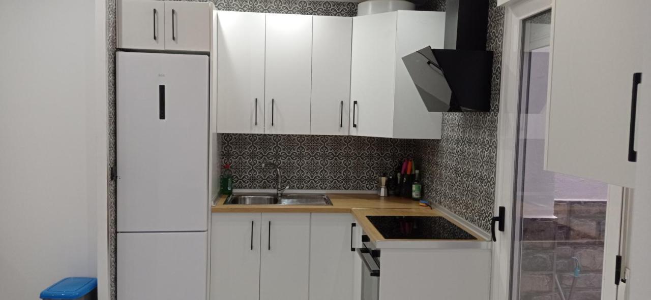 Family House, Centro Ciudad - 3 Dormitorios เซวตา ภายนอก รูปภาพ