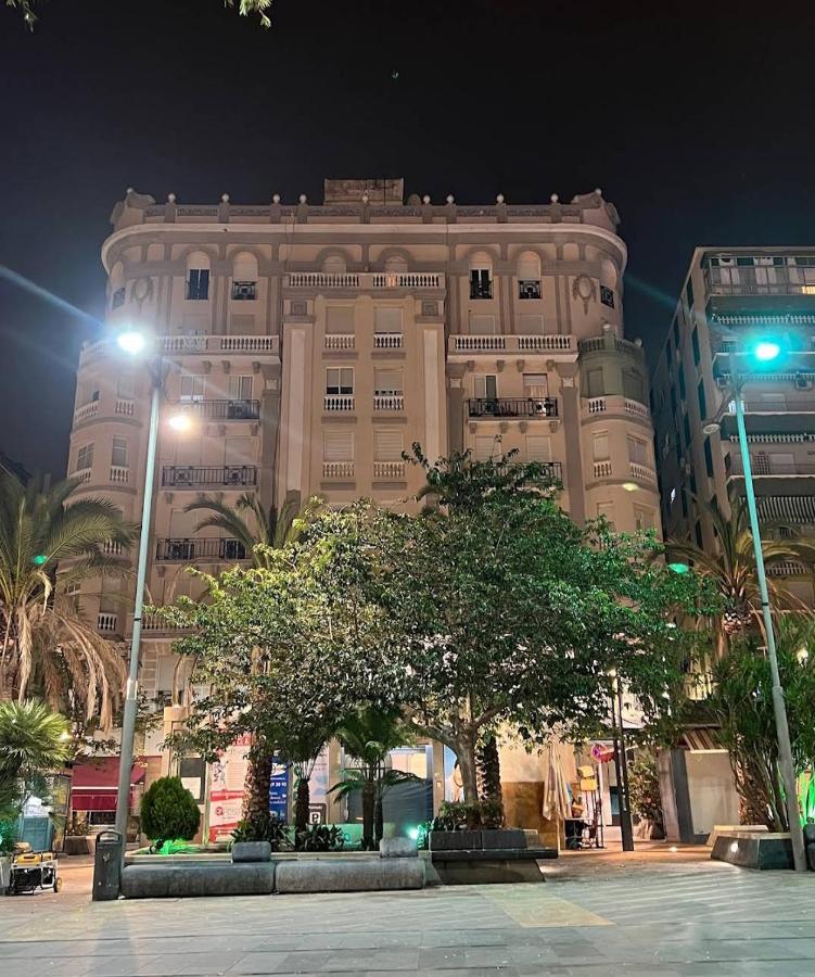 Family House, Centro Ciudad - 3 Dormitorios เซวตา ภายนอก รูปภาพ